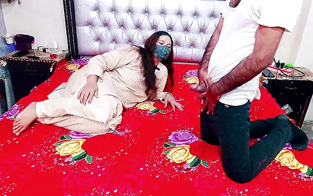 Hot Desi Housewife Enjoyed Body Message