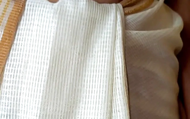 Milf with MASSIVE tits giving a nice handjob