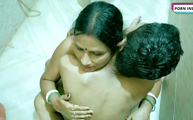 Threesome with stepmom