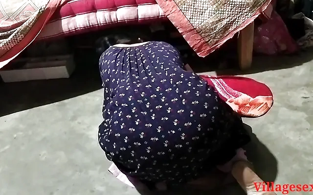 O Amigo do Meu Marido Ficou socando minha garganta e no meu &Uacute;tero, l&aacute; no banheiro enquanto meu marido jogava baralho