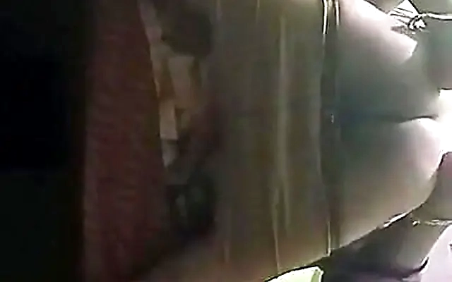 BBB 22 Eslovaquia se entrega e cavalga no quarto do l&iacute;der ap&oacute;s a festa