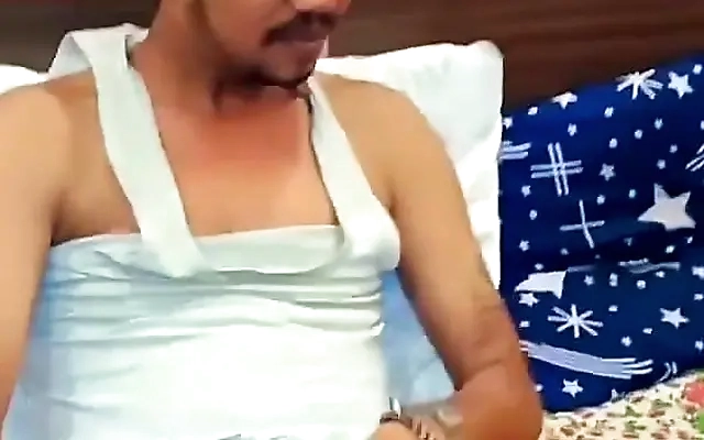 Fue pars um motel ser atendido por uma acompanhante Soraya carioca oficial eu comi o cuzinho dela bem gostoso ela pediu leite na boca ela e safada e muito gostosa