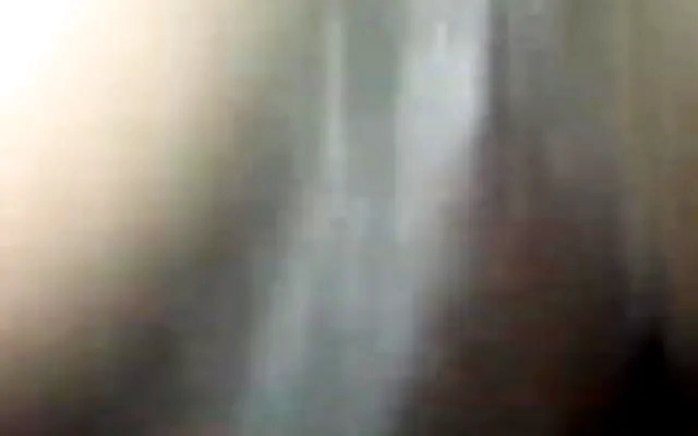 Fomos a loucura de tanto tes&atilde;o com esse preto, o pau dele &eacute; incrivelmente gostoso e tive que colocar pra meter nela no pelo.