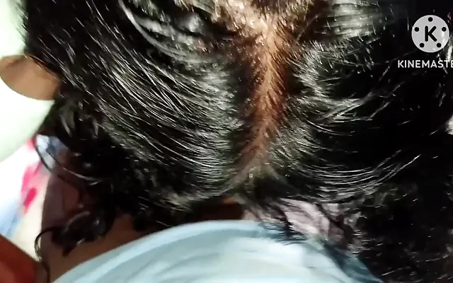 masajista de enormes tetas se folla a su paciente que resulta tener una gran verga
