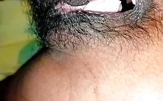 Bit tits MILF Alexis Malone Oils Up her tits and Fucks in Doggystyle