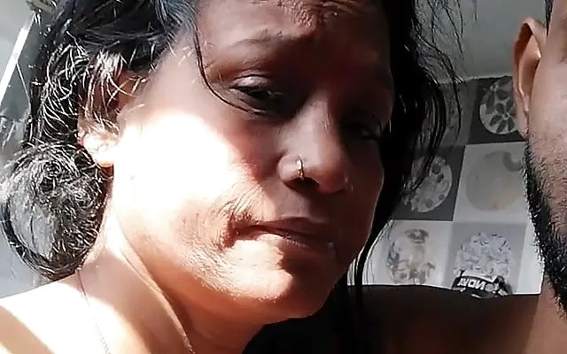 Stepmother finds her stepson masturbating in the pool and volunteers to help - Kataleya Gil & Nick Jowel
