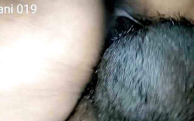 Cobrador de dinheiro( Agiota) cobra gordinha ela n&atilde;o paga e tem que com anal ( dando o cu para seu cobrador)