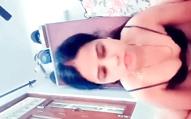 Horny Desi Girl Gets Anal Fucked While Standing