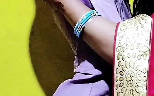 Desi Bhabhi Fuking Hard-core Hindi Audio
