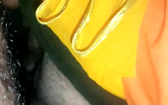 me follo el co&ntilde;o de mi hermanastra