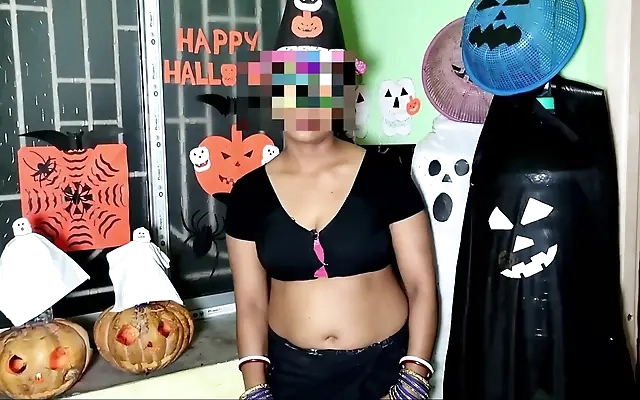 Interrumpo a mi ex mientras se ducha, ella me hace una deliciosa mamada