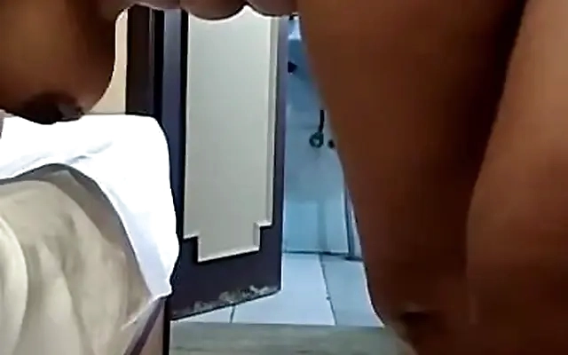 latina de 18 a&ntilde;os moteliando con maxwell